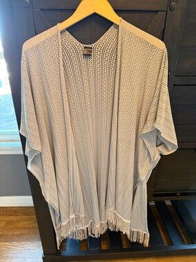 Lightweight Crochet Fringe Kimono Cardigan - Pale Gray